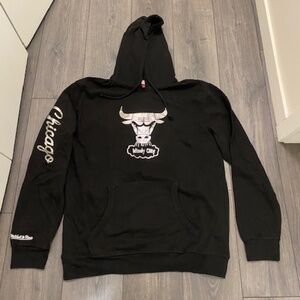 Mitchell & Ness Chicago Bulls iridescent Black Hoodie NWT